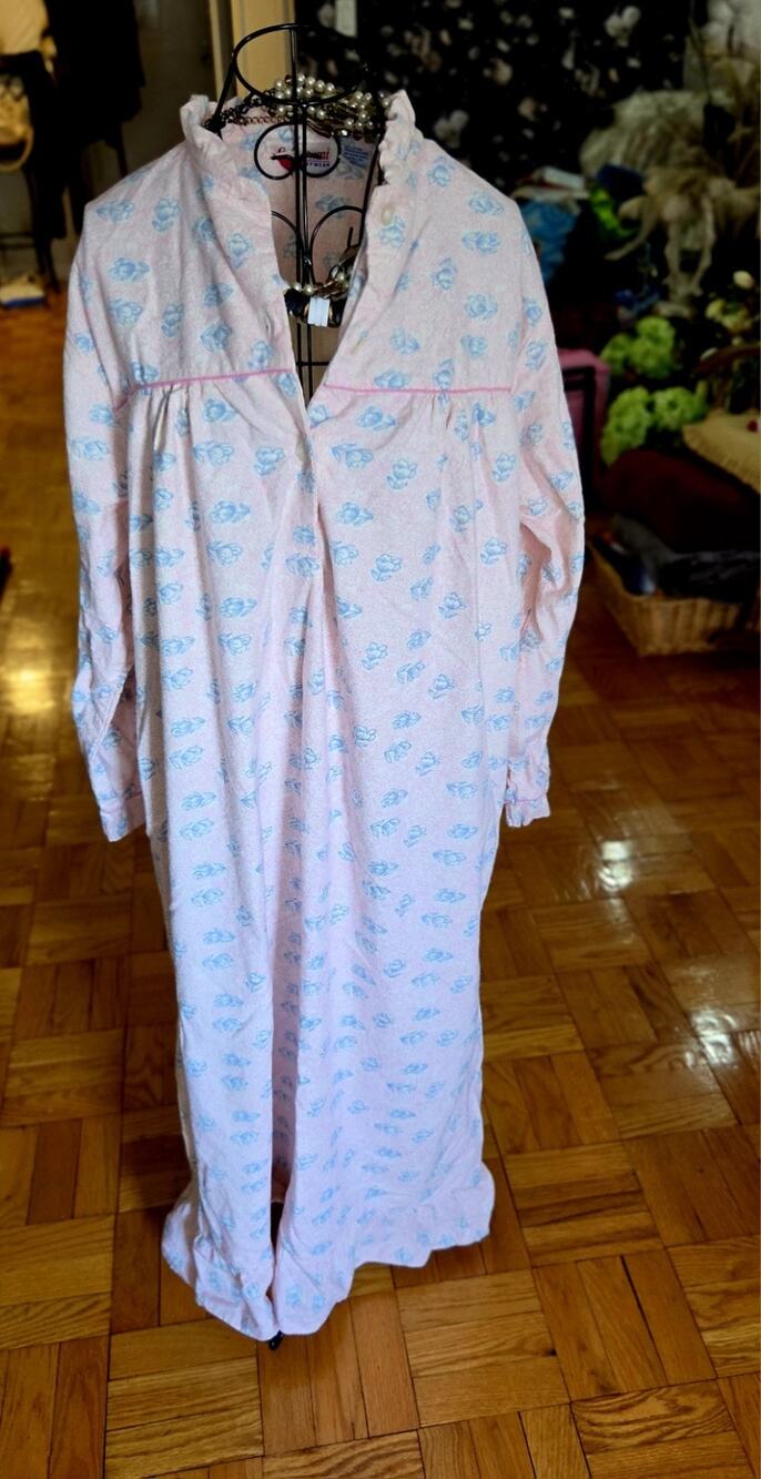 Vintage Lady Omni Cotton ruffled Sz Xl
